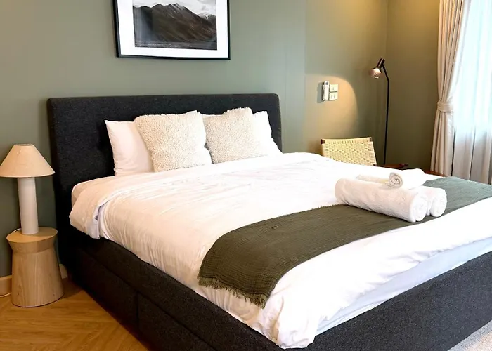 アパート Whole Floor, 3 Bed 3 Bath, 1 Min To Bts Prompong バンコク都