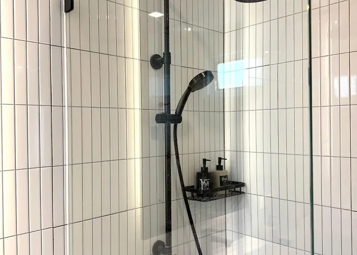 Whole Floor, 3 Bed 3 Bath, 1 Min To Bts Prompong * バンコク都